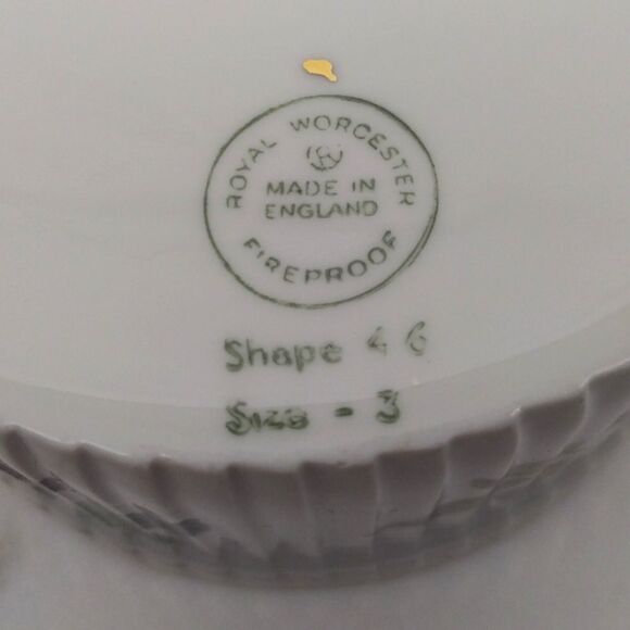 Royal Worcester England Evesham White & Gold Souffle Ramekins Vintage Dining - Picture 9 of 11